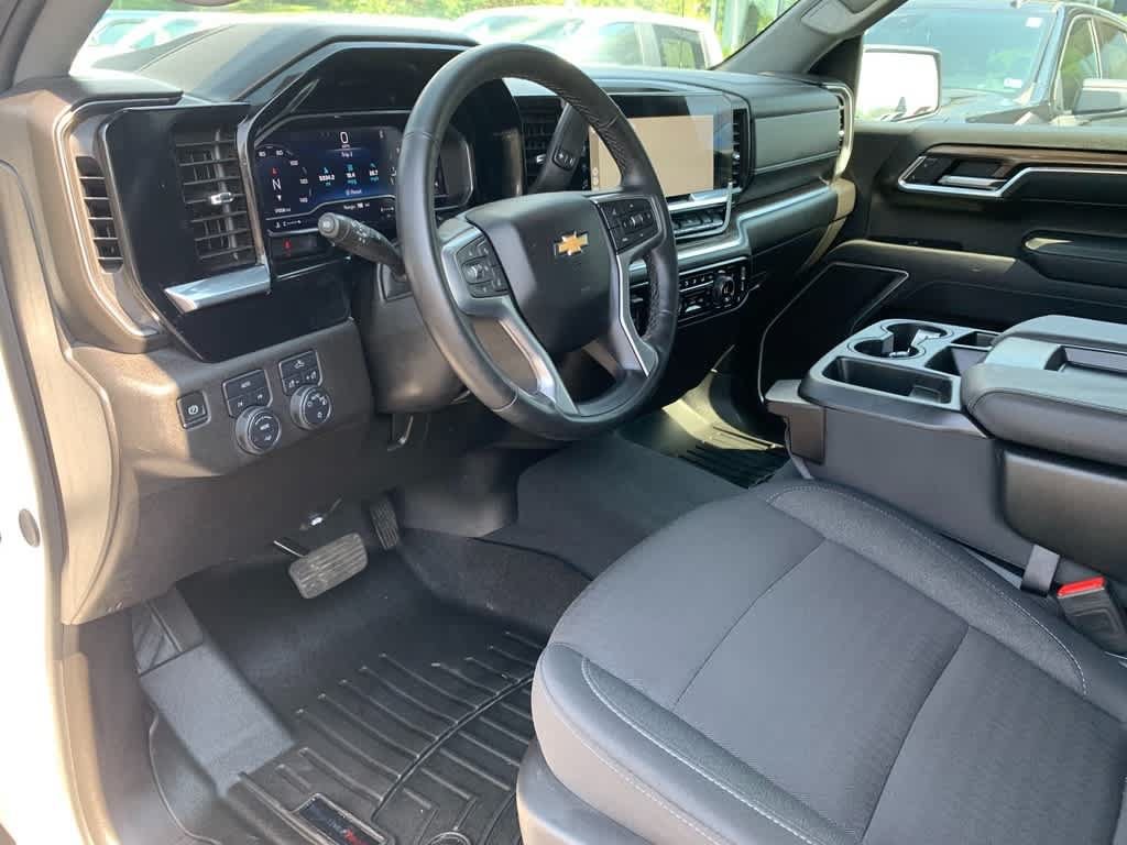 Certified 2025 Chevrolet Silverado 1500 LT AWD/4WD image 17