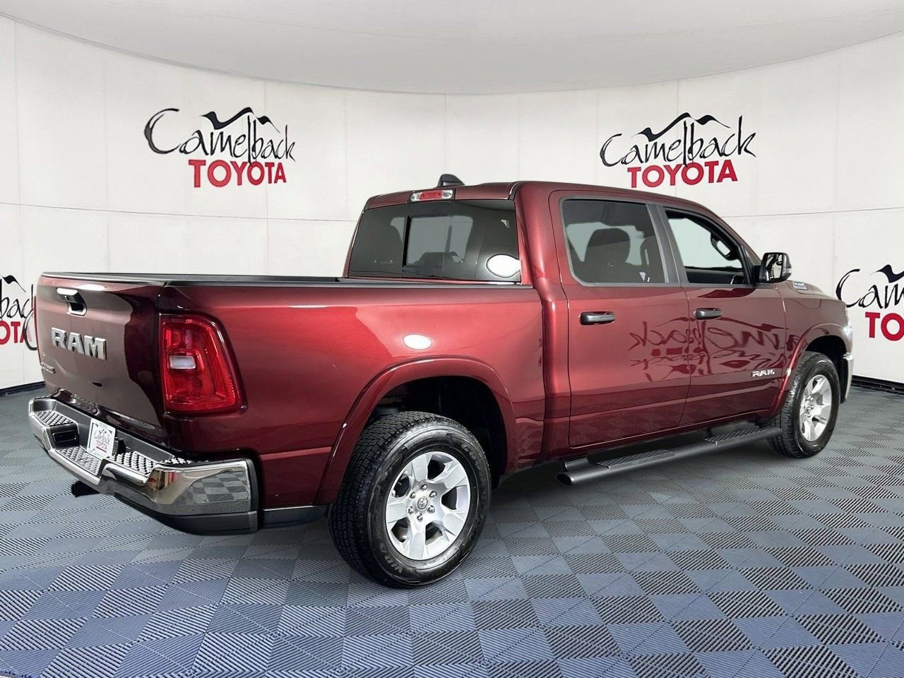 Used 2025 RAM 1500 Big Horn RWD image 7