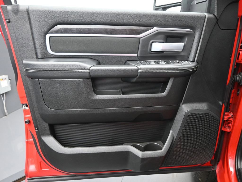 Used 2024 RAM 2500 Big Horn w/ Night Edition image 12