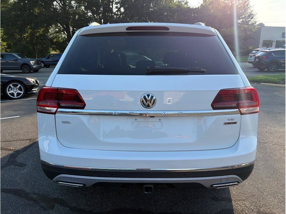Used 2018 Volkswagen Atlas SEL Premium AWD/4WD image 5