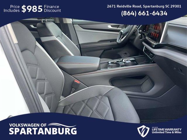 Used 2024 Volkswagen Atlas Peak Edition SEL image 8
