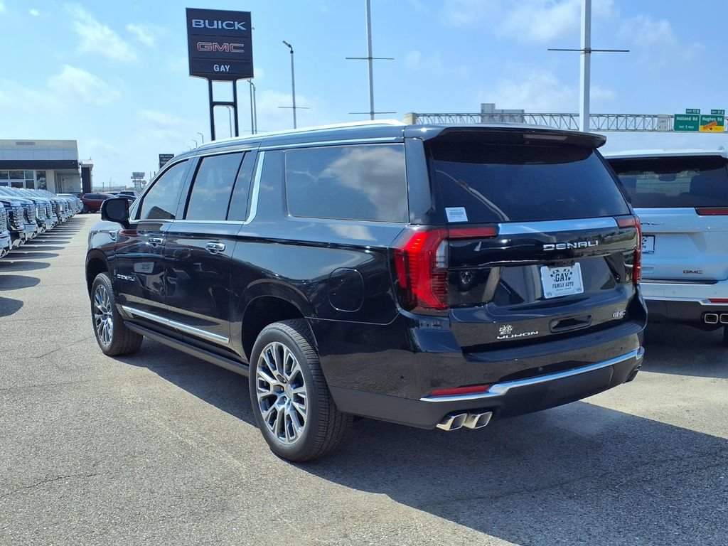 New 2026 GMC Yukon XL Denali w/ Denali Reserve Package AWD/4WD image 2