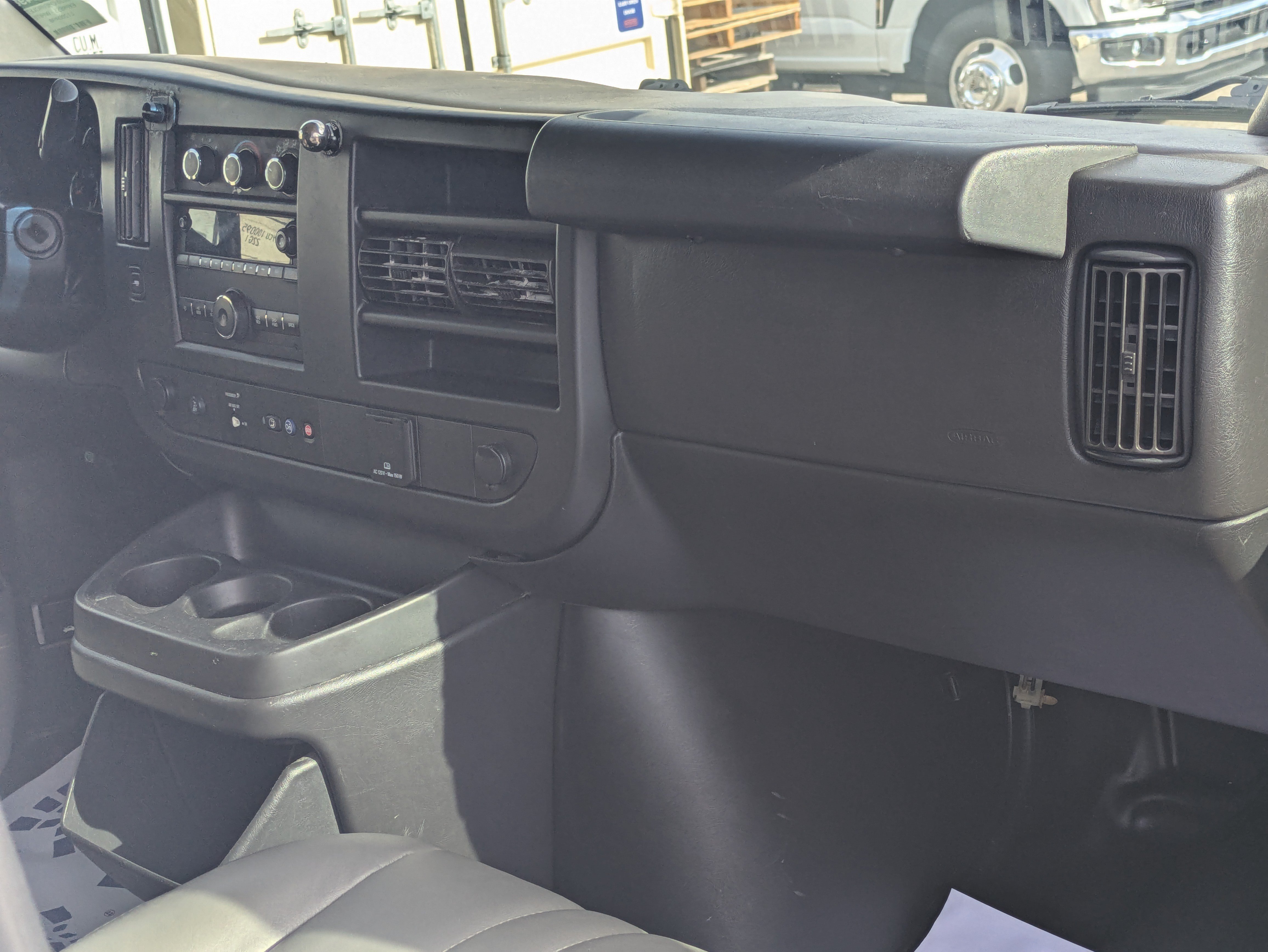 Used 2020 Chevrolet Express 2500 w/ Driver Convenience Package RWD image 18