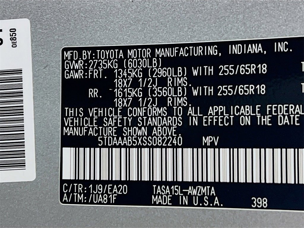 Certified 2025 Toyota Grand Highlander AWD image 29