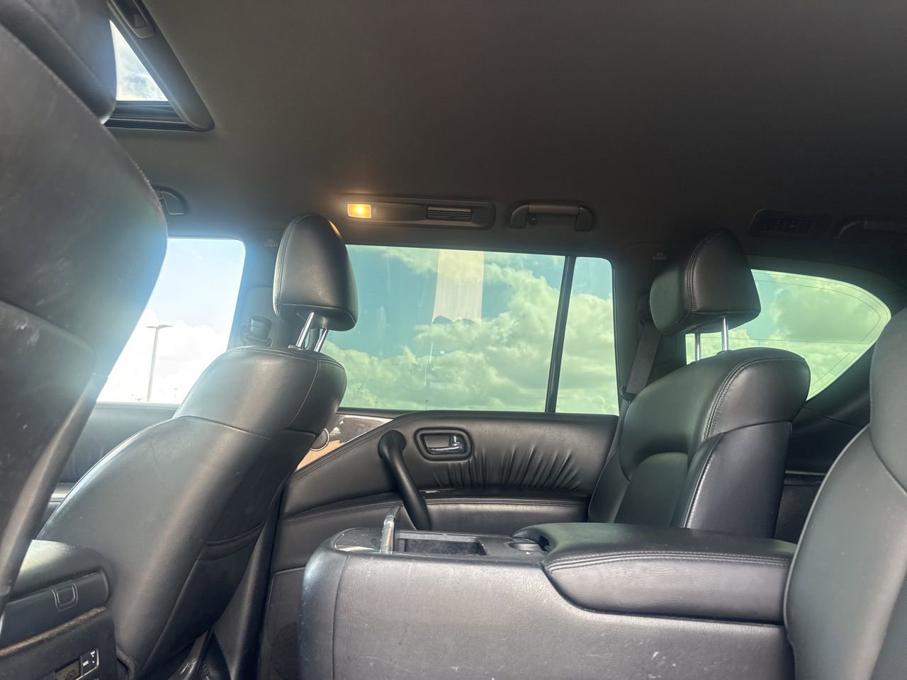 Used 2022 Nissan Armada SL w/ Midnight Edition Package image 36