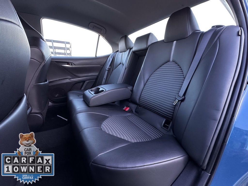 Used 2024 Toyota Camry SE image 21