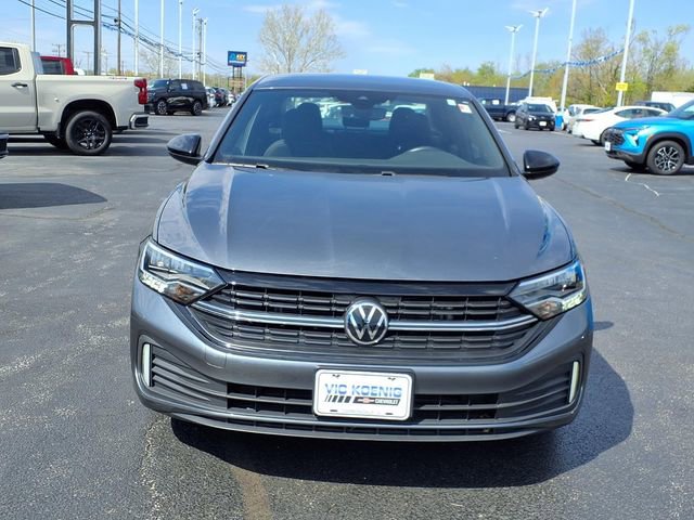 Used 2023 Volkswagen Jetta Sport image 19