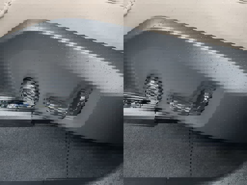 Used 2026 Volvo XC60 B5 Plus w/ Protection Package Premier image 16