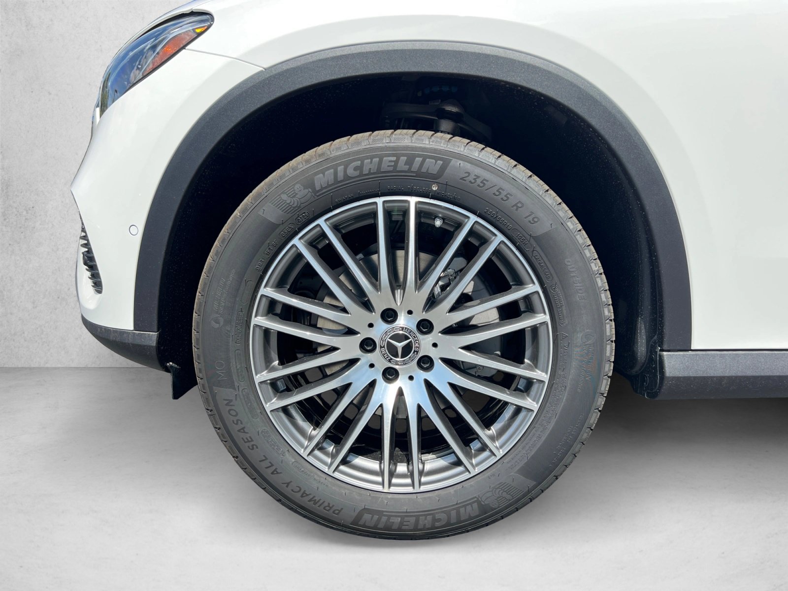 New 2026 Mercedes-Benz GLC 300 4MATIC image 9