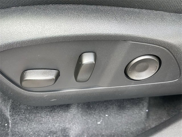 New 2026 Chevrolet Traverse LT w/ Driver Confidence Package image 12