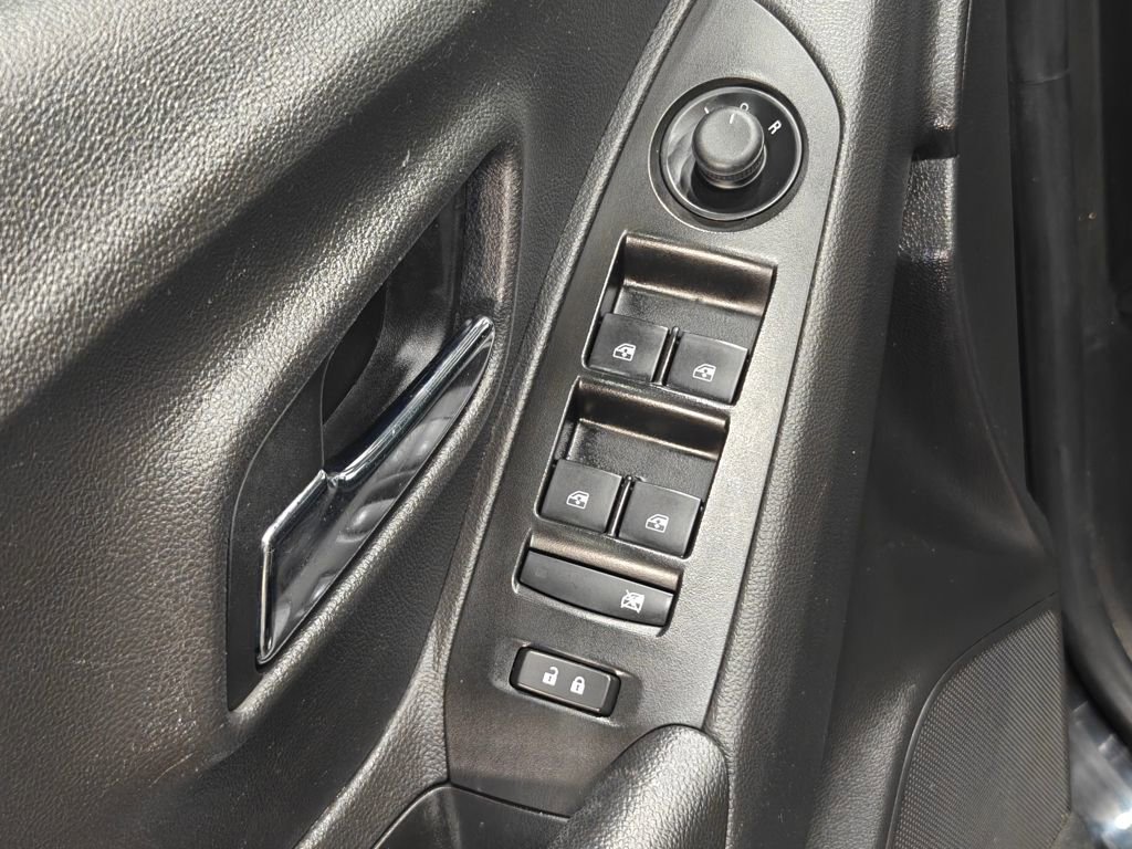 Used 2021 Chevrolet Trax LT image 41