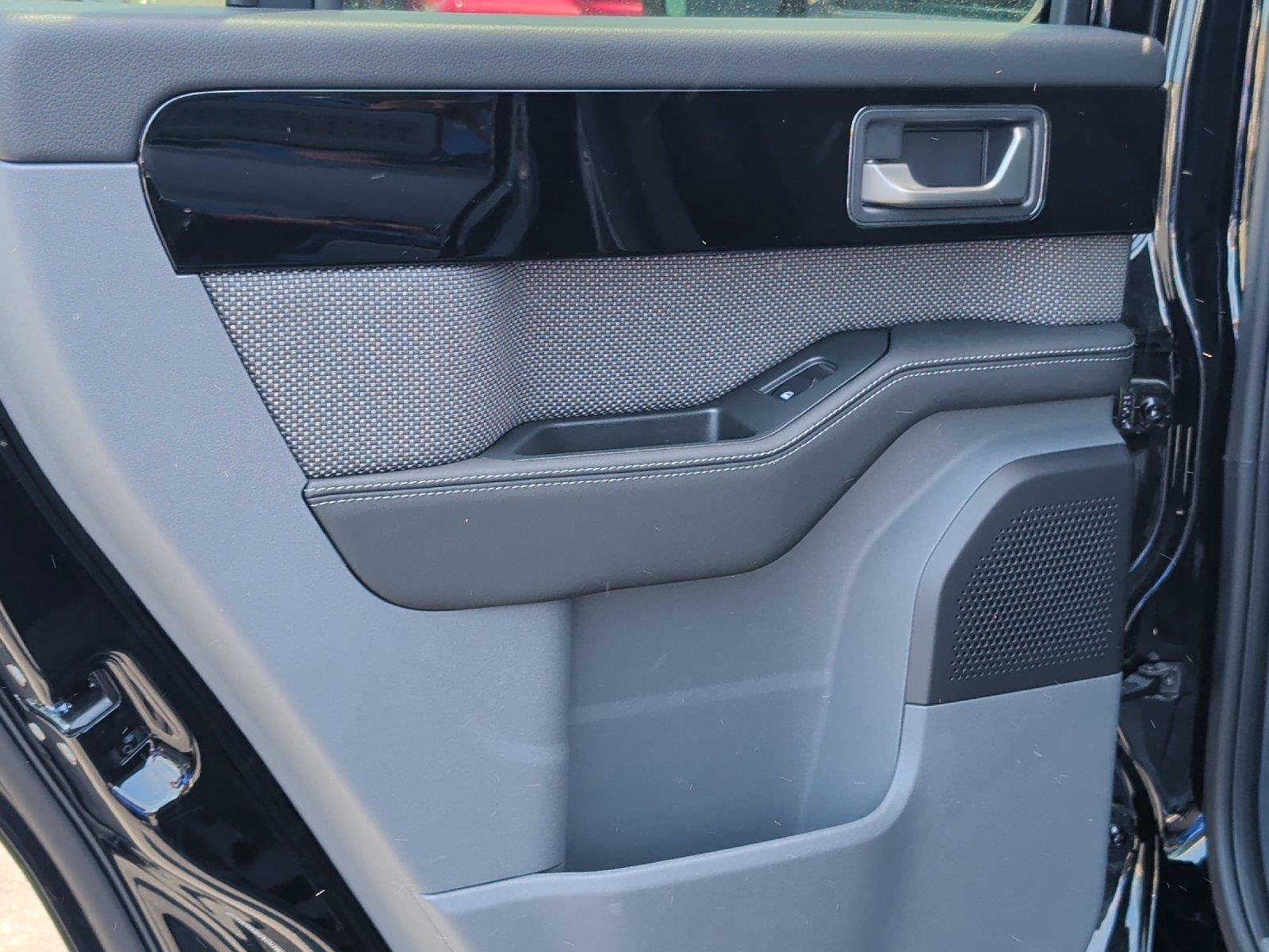 New 2026 INEOS Grenadier Station Wagon AWD/4WD image 32