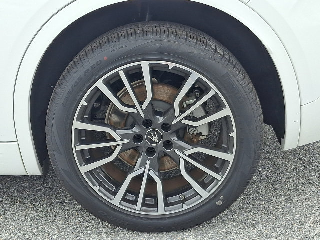 Certified 2025 Maserati Grecale Modena AWD/4WD image 20