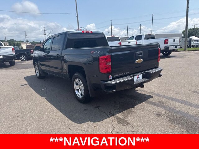 Used 2018 Chevrolet Silverado 1500 LT w/ All Star Edition AWD/4WD image 5
