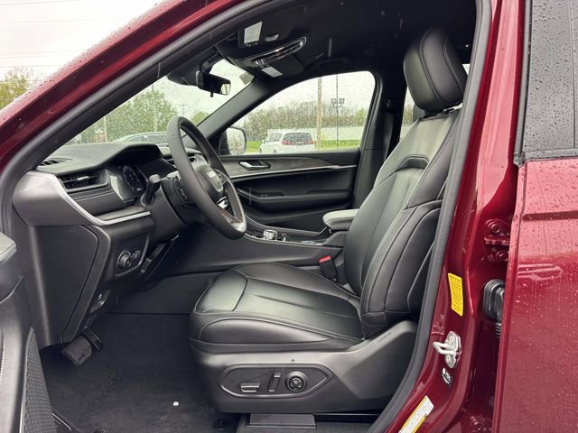 New 2026 Jeep Grand Cherokee L Limited AWD/4WD image 4