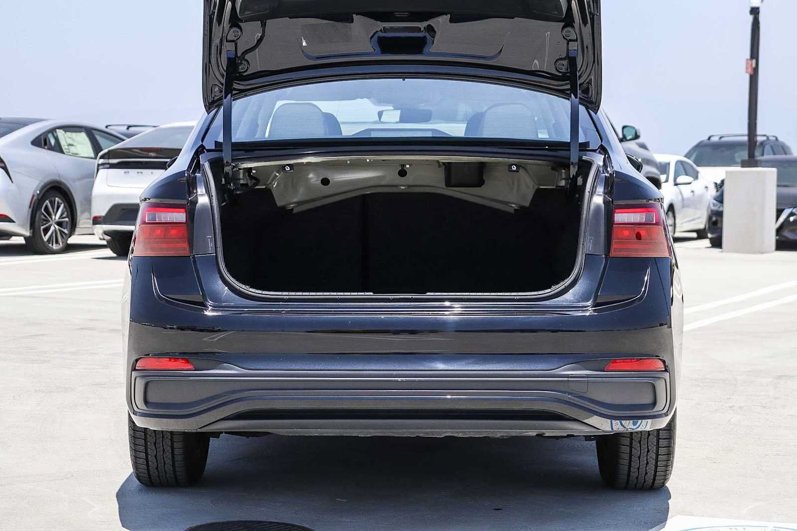 Certified 2024 Volkswagen Jetta S FWD image 27