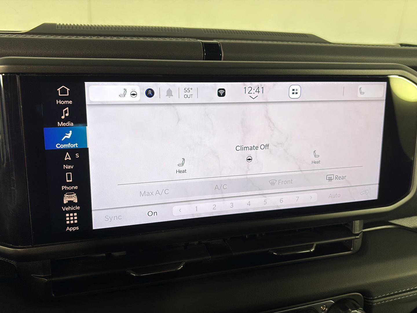 Used 2024 Jeep Wrangler Sahara w/ Technology Group image 32