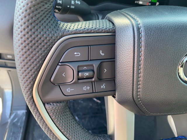 New 2026 Toyota Sequoia Platinum AWD/4WD image 28