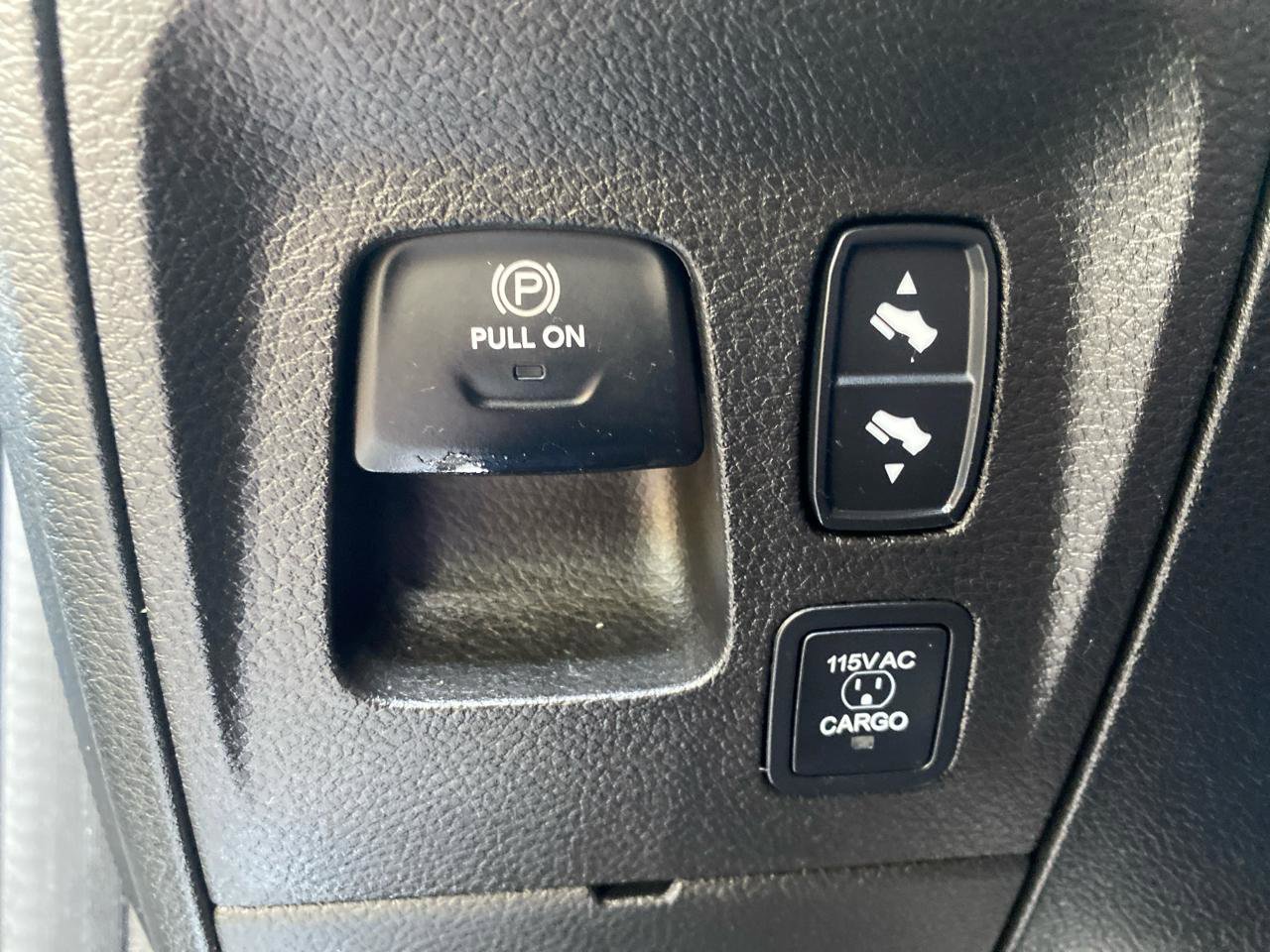 Used 2021 RAM 1500 Laramie w/ Sport Appearance Package AWD/4WD image 22