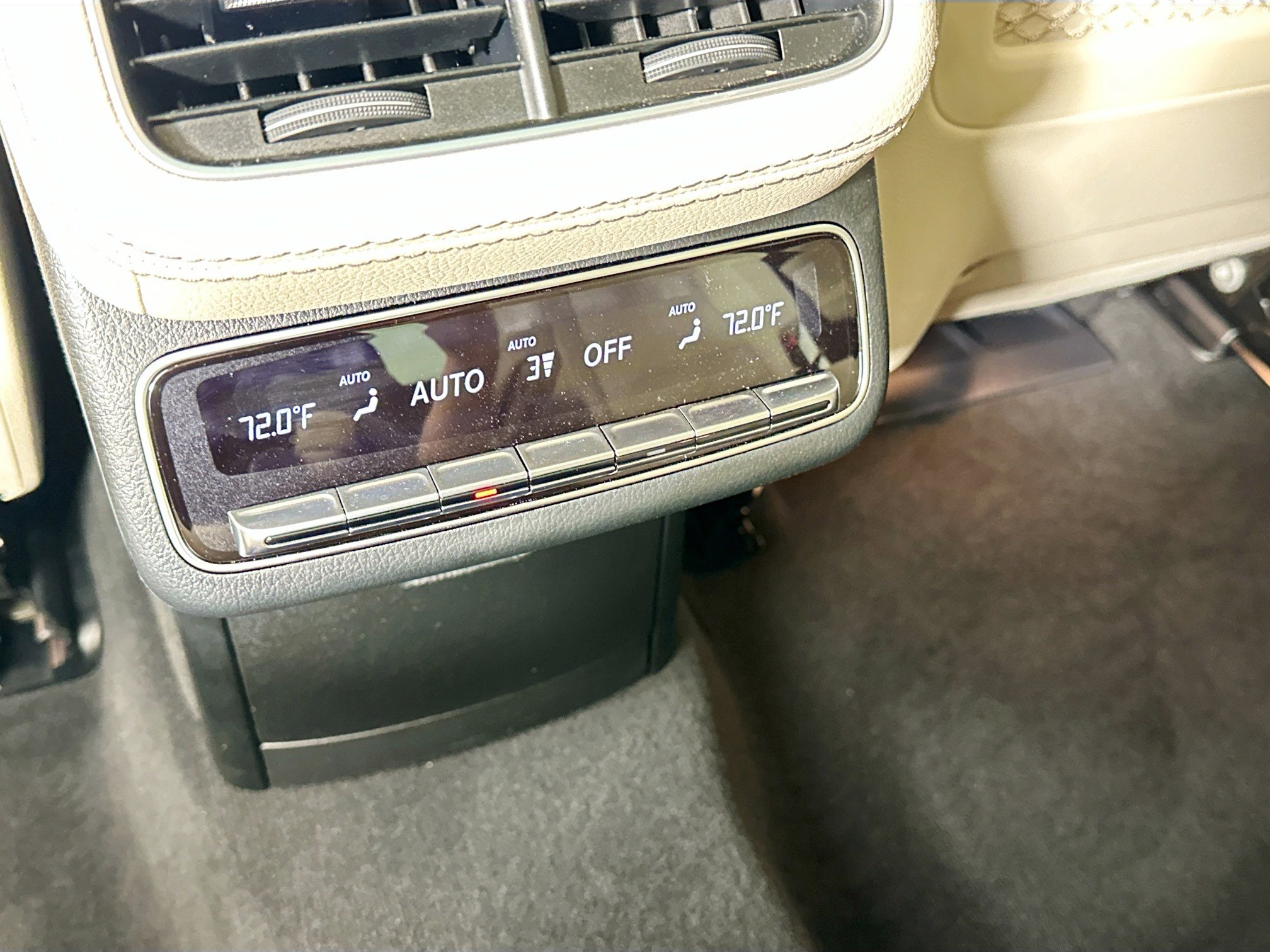 Certified 2025 Mercedes-Benz GLS 450 4MATIC image 32