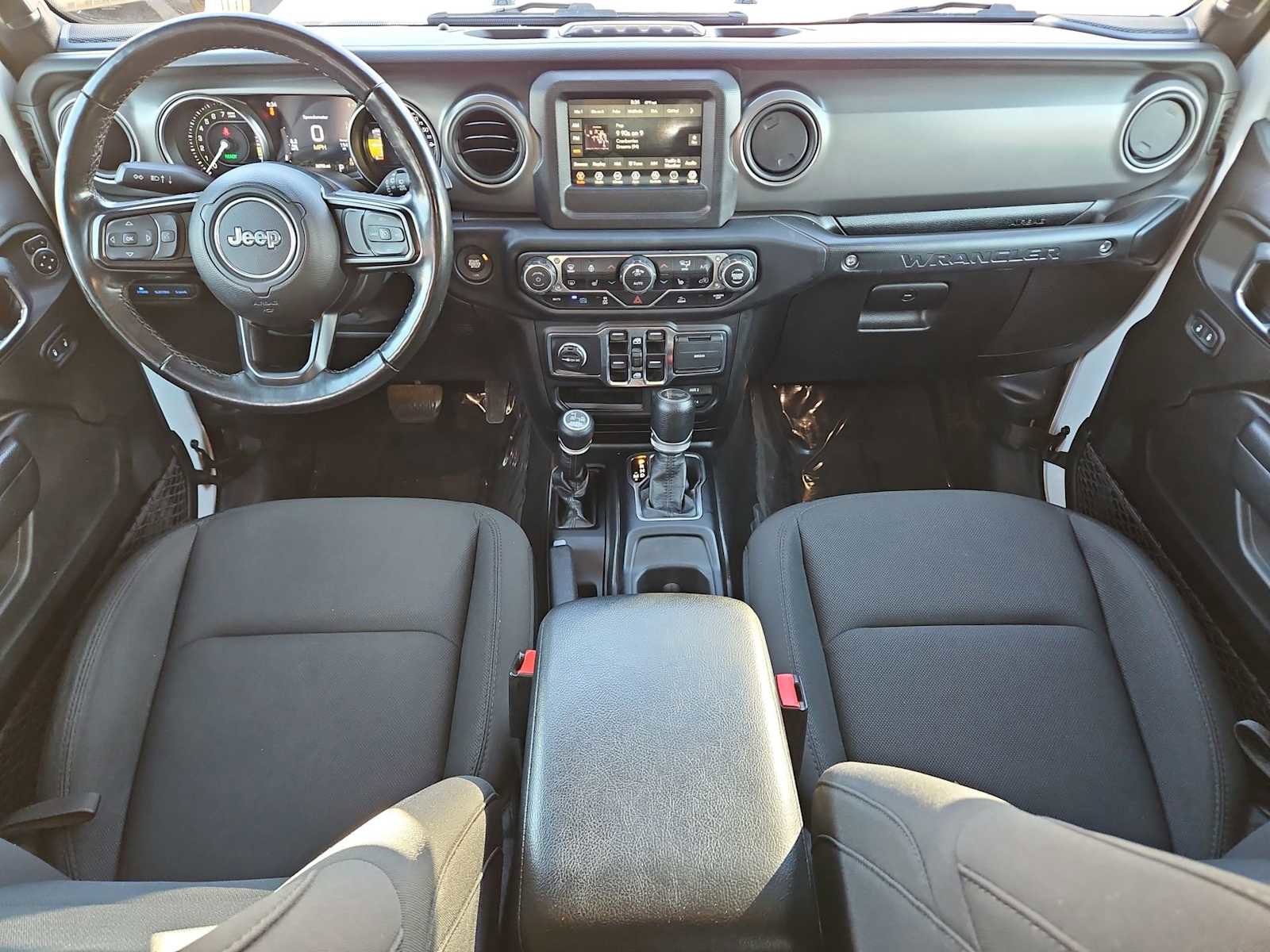 Used 2023 Jeep Wrangler Unlimited w/ Cold Weather Group image 15