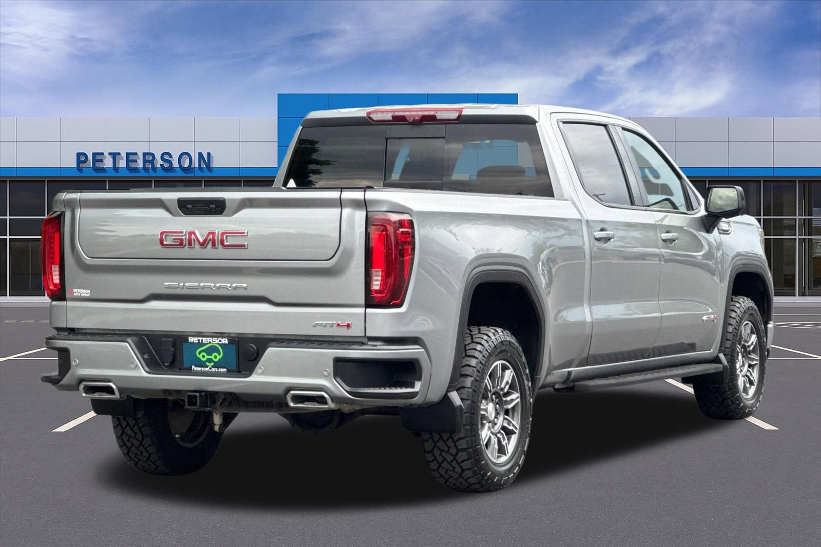 Certified 2024 GMC Sierra 1500 AT4 w/ Technology Package AWD/4WD image 4