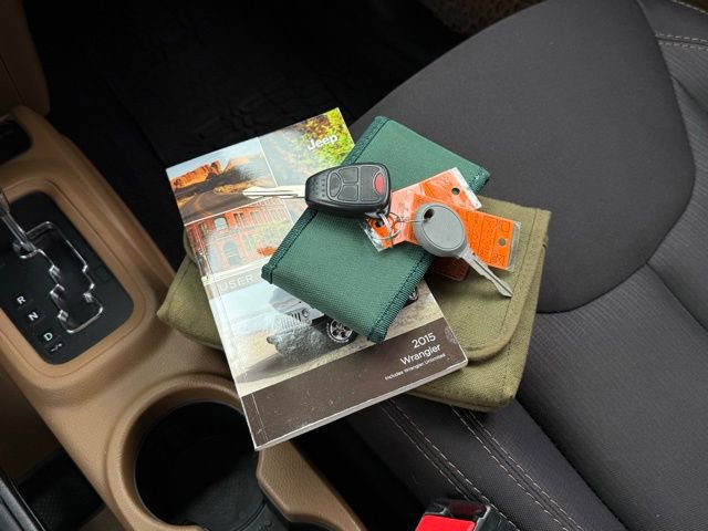 Used 2015 Jeep Wrangler Unlimited Sahara w/ Dual Top Group image 3