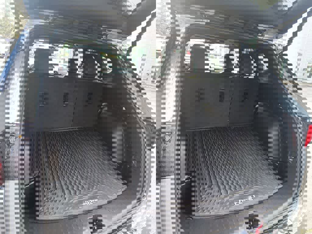 Used 2023 Chevrolet Blazer RS w/ Driver Confidence II Package image 24