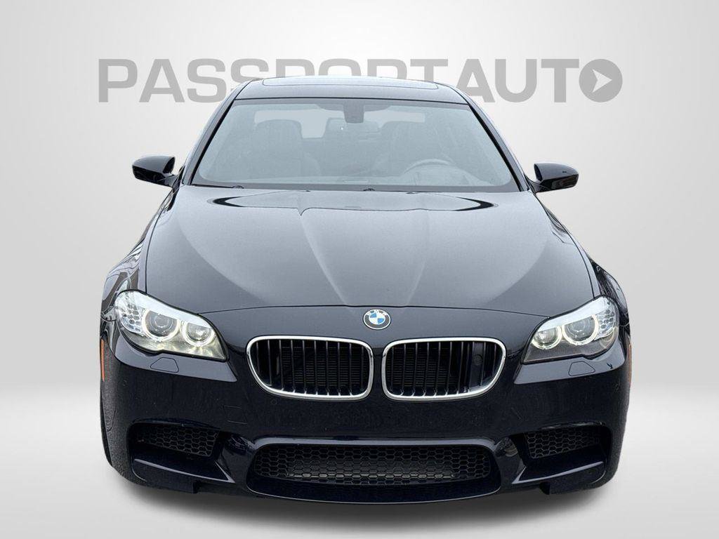 Used 2013 BMW M5 RWD image 7