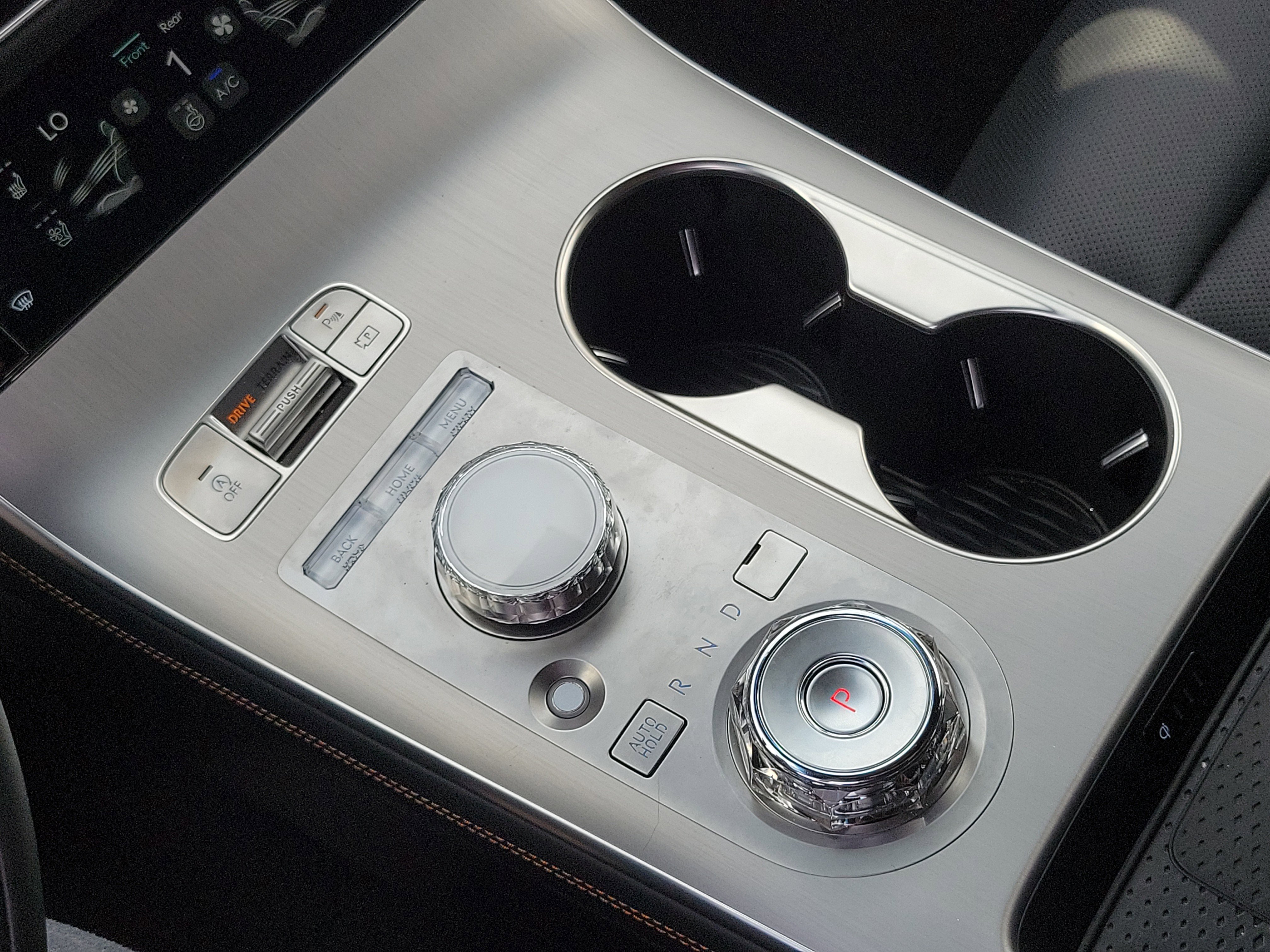 Certified 2026 Genesis GV70 3.5T Sport Advanced image 13