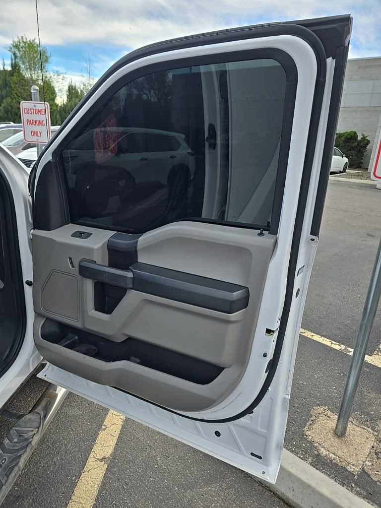 Used 2015 Ford F150 XL w/ Equipment Group 101A Mid AWD/4WD image 14
