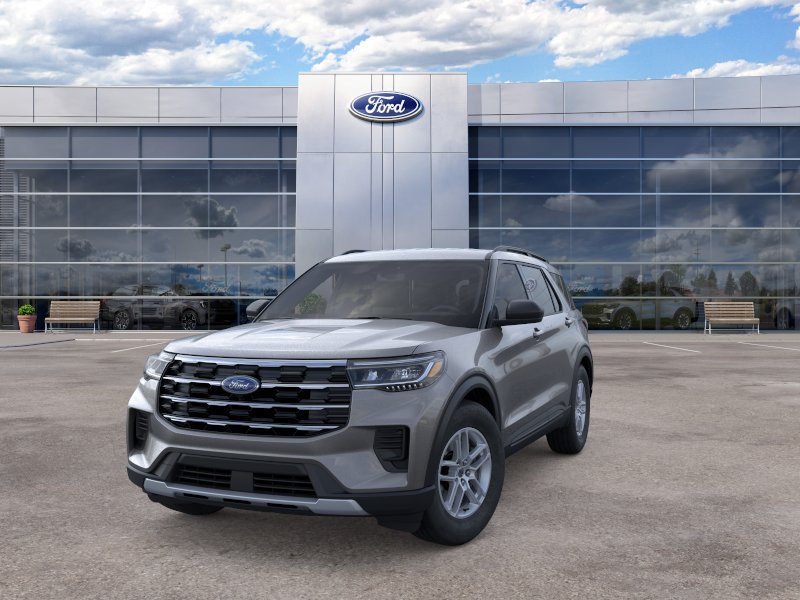 New 2026 Ford Explorer Active RWD image 2