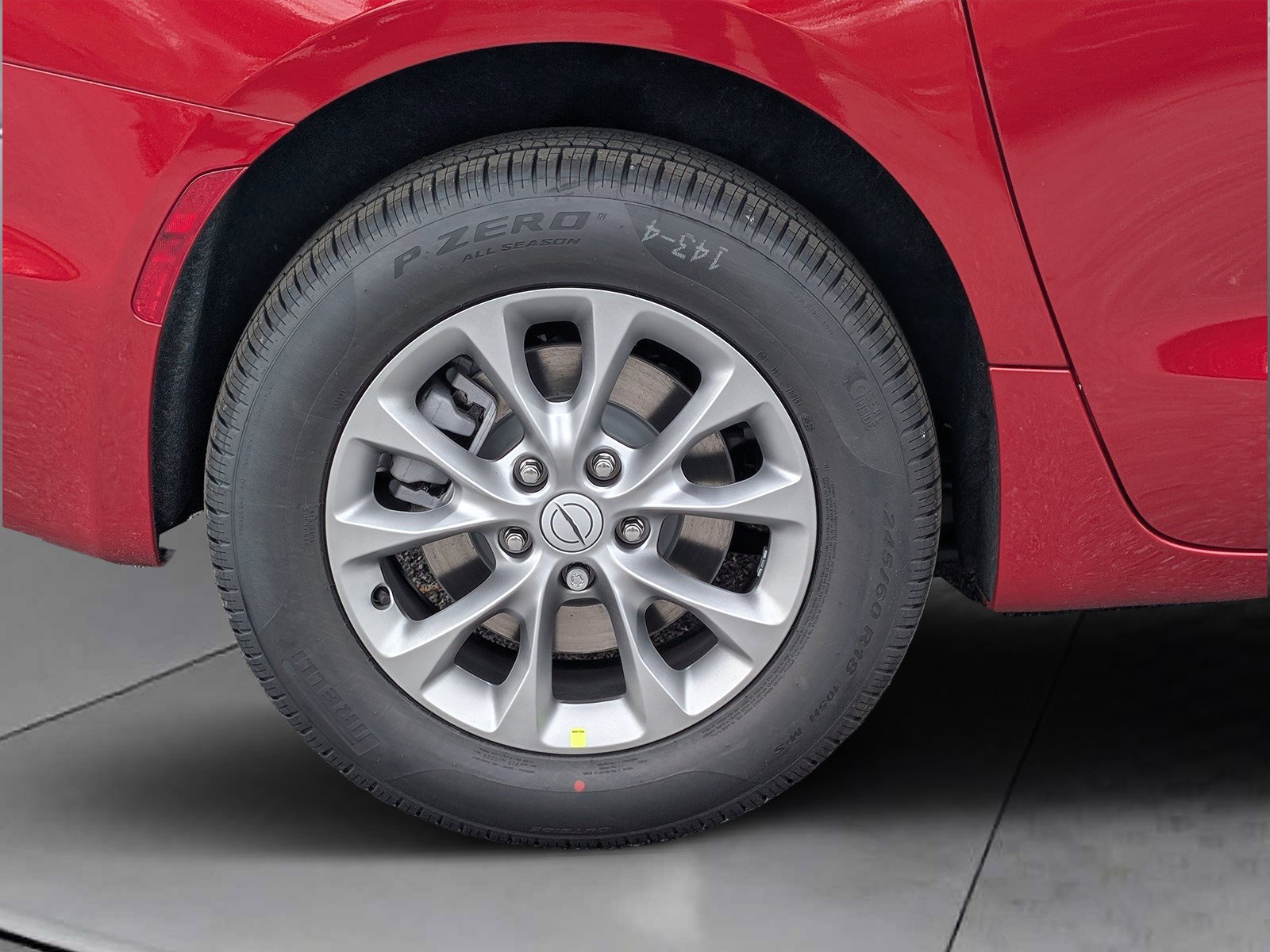 New 2026 Chrysler Pacifica Select AWD/4WD image 8