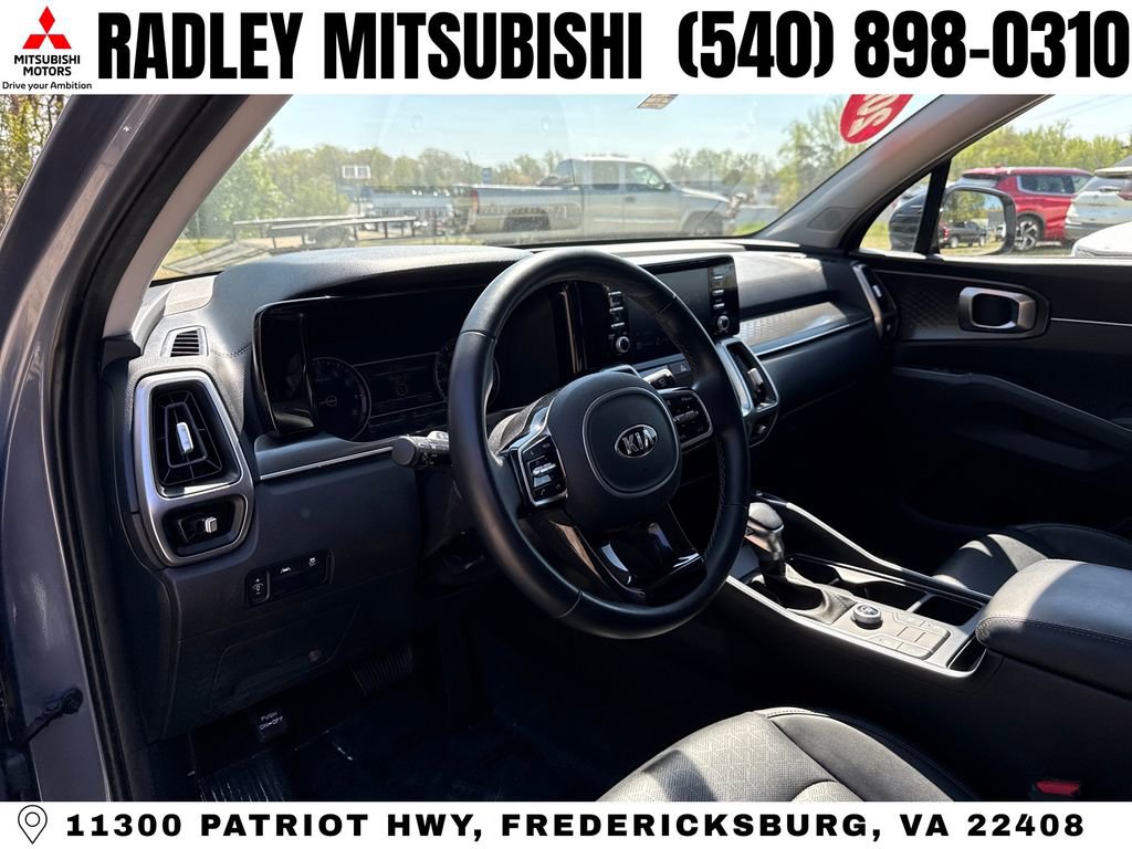 Used 2021 Kia Sorento S w/ Panoramic Sunroof Package image 4