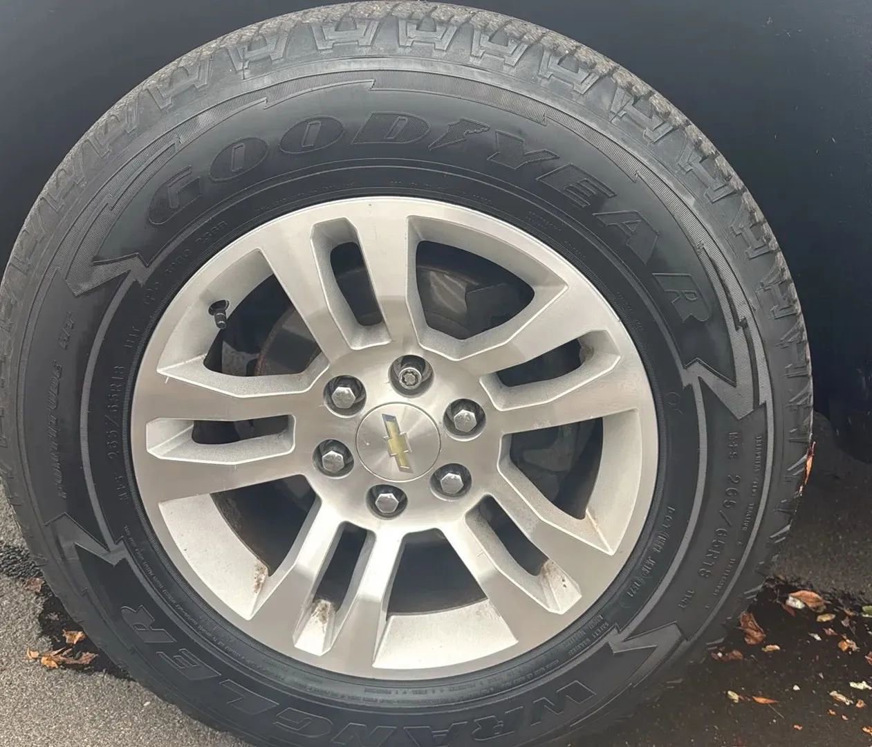 Used 2018 Chevrolet Silverado 1500 LT w/ All Star Edition AWD/4WD image 11