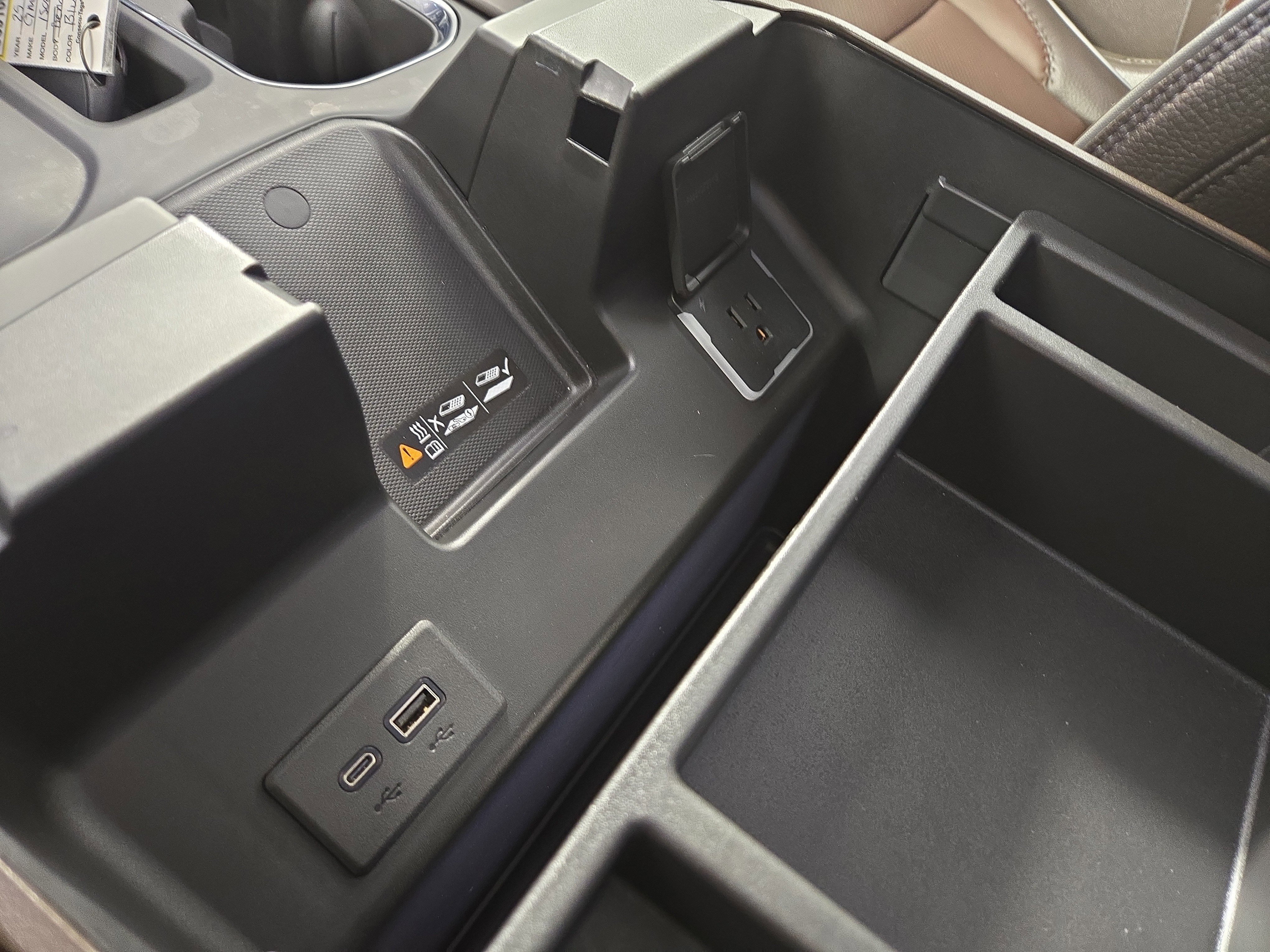 Used 2025 GMC Sierra 1500 Denali w/ Denali Reserve Package image 30