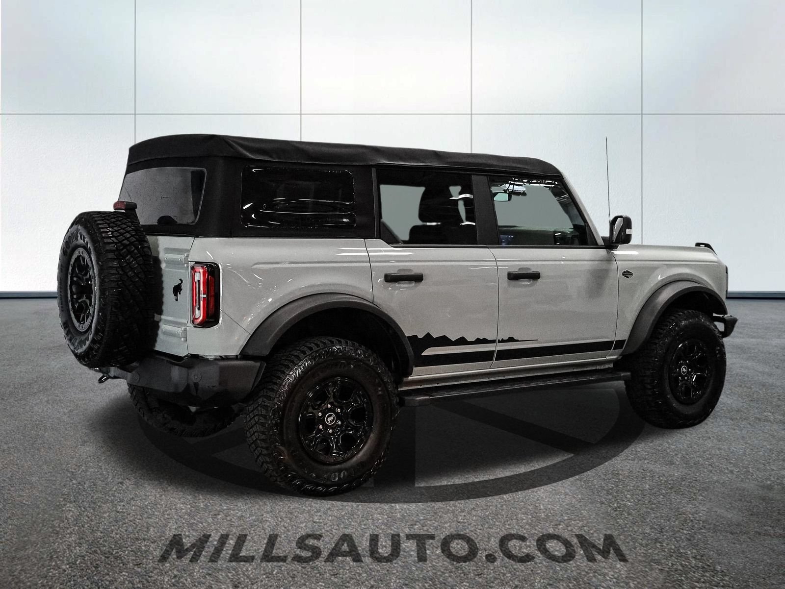 Certified 2022 Ford Bronco Wildtrak AWD/4WD image 8