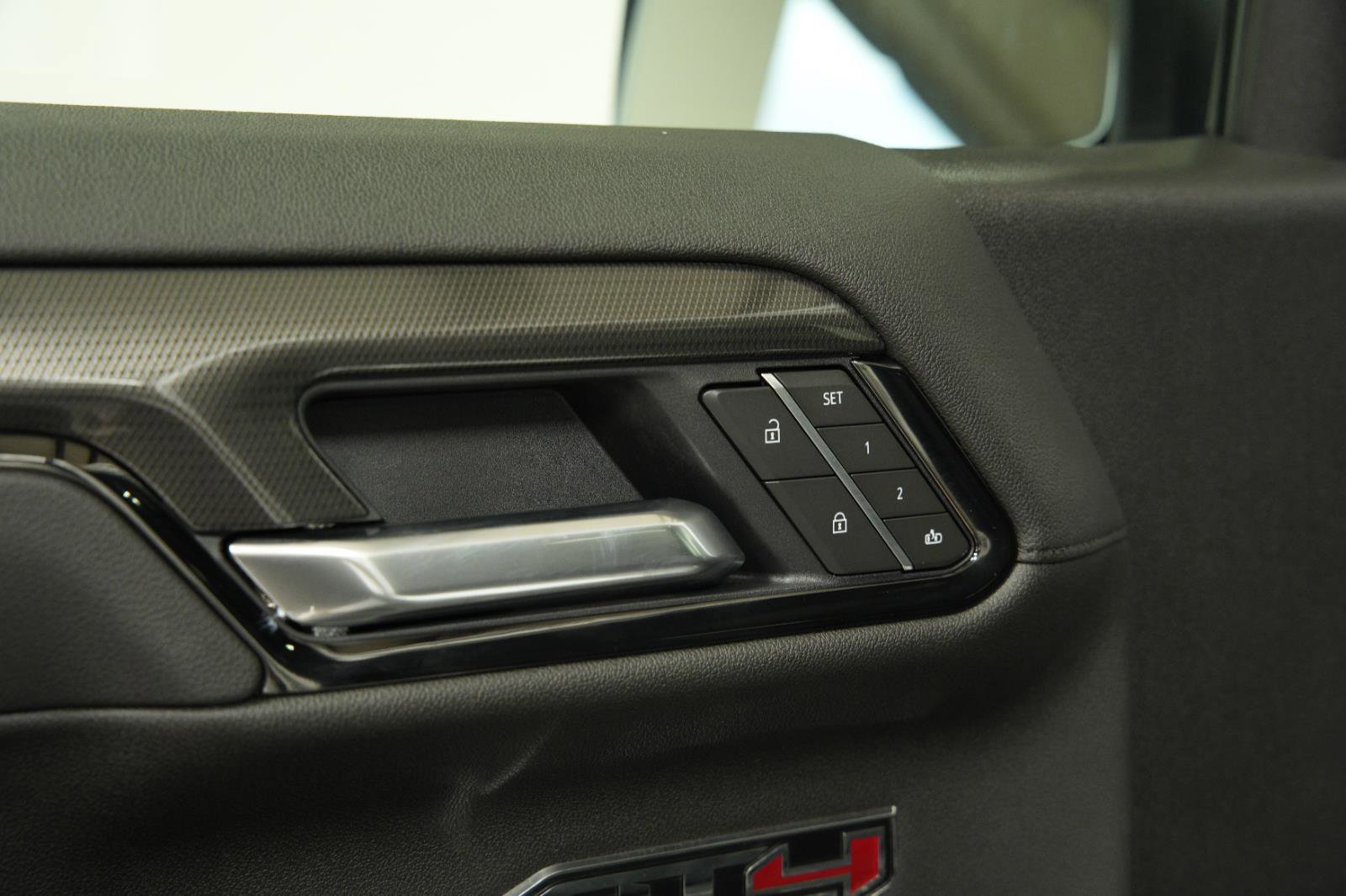 New 2025 GMC Sierra 1500 AT4 w/ AT4 Premium Package image 28