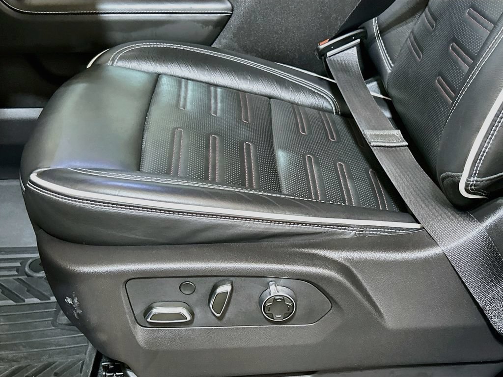 Used 2024 GMC Sierra 1500 AT4X w/ AT4X AEV Edition AWD/4WD image 17