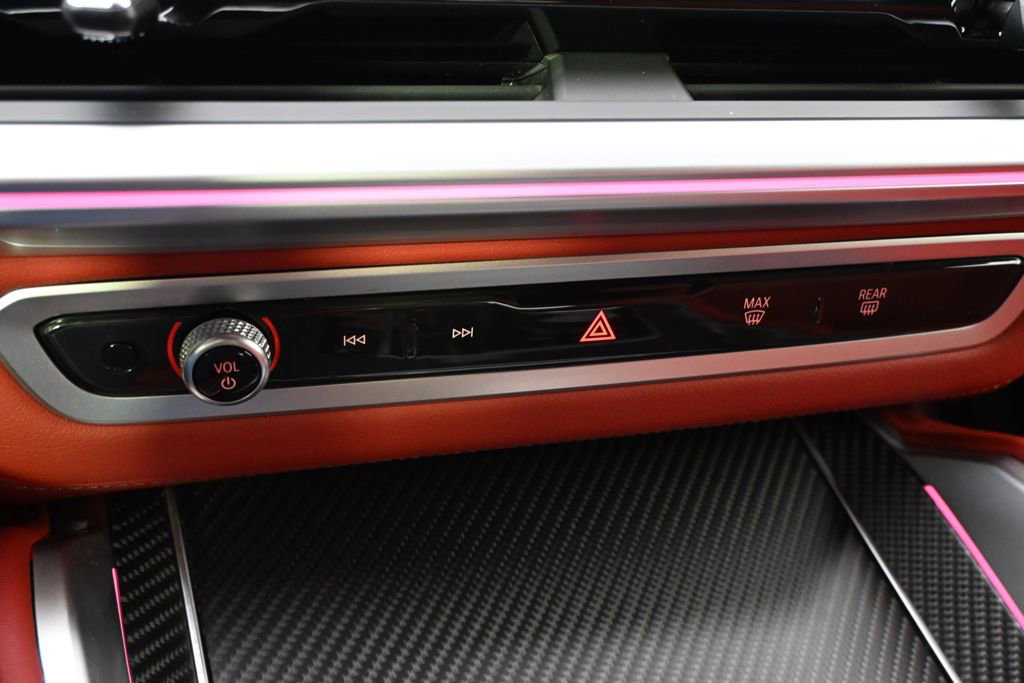 Used 2023 BMW XM image 32