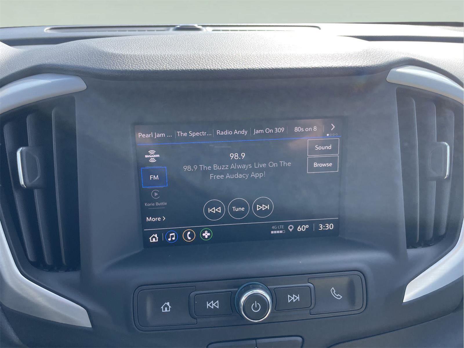 Used 2022 GMC Terrain SLE w/ Driver Convenience Package AWD/4WD image 26