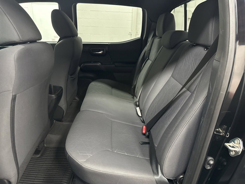 Used 2019 Toyota Tacoma TRD Sport image 37