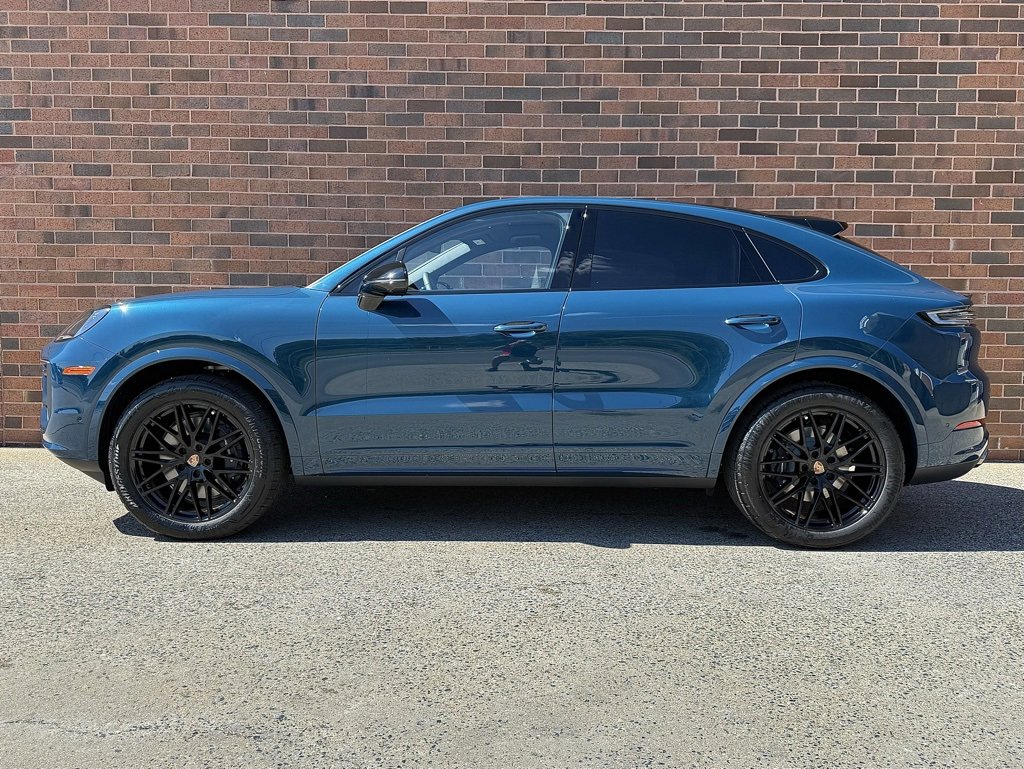 New 2026 Porsche Cayenne Coupe image 2