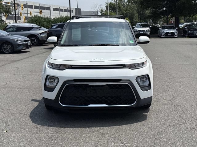 Used 2022 Kia Soul LX w/ Technology Package FWD image 6