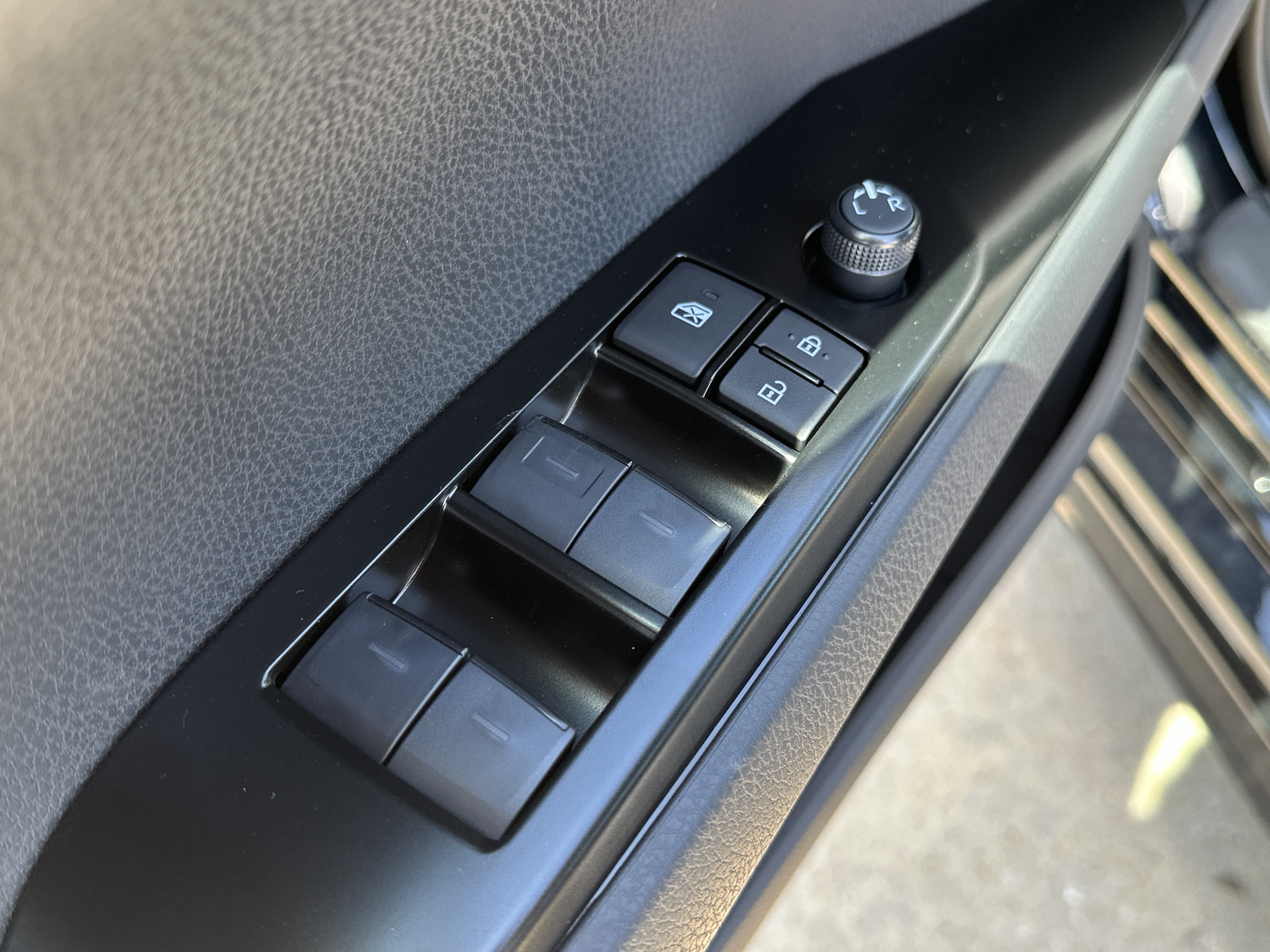 New 2026 Toyota Camry SE w/ Multimedia Upgrade Package FWD image 10