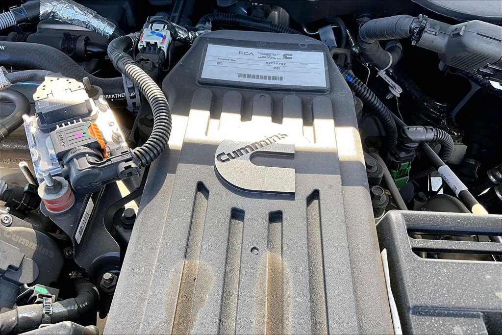 New 2026 RAM 3500 Tradesman AWD/4WD image 32