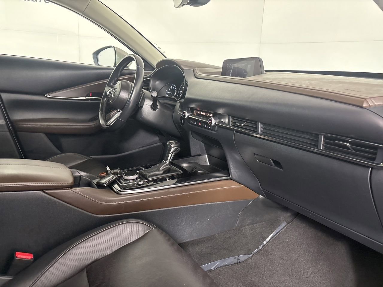 Used 2023 MAZDA CX-30 AWD 2.5 S w/ Premium Package image 32
