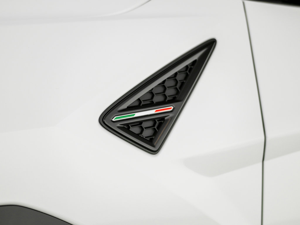 Used 2024 Lamborghini Urus S AWD/4WD image 46