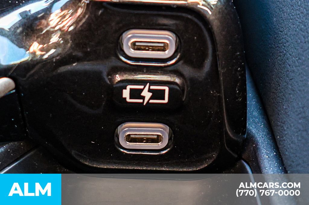 Used 2025 Toyota Crown Signia image 46