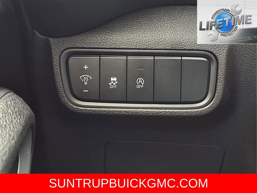 Used 2024 Kia Soul LX w/ Option Group 015 image 16